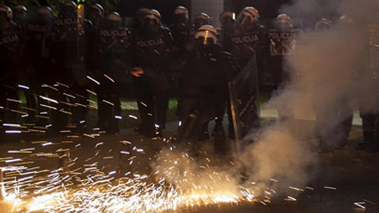 «Ρωσία και Σερβία να πάρουν καθαρή θέση απέναντι στην κυβέρνηση του Μαυροβουνίου»